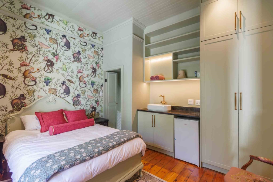 4 Bedroom Property for Sale in Gardens Western Cape